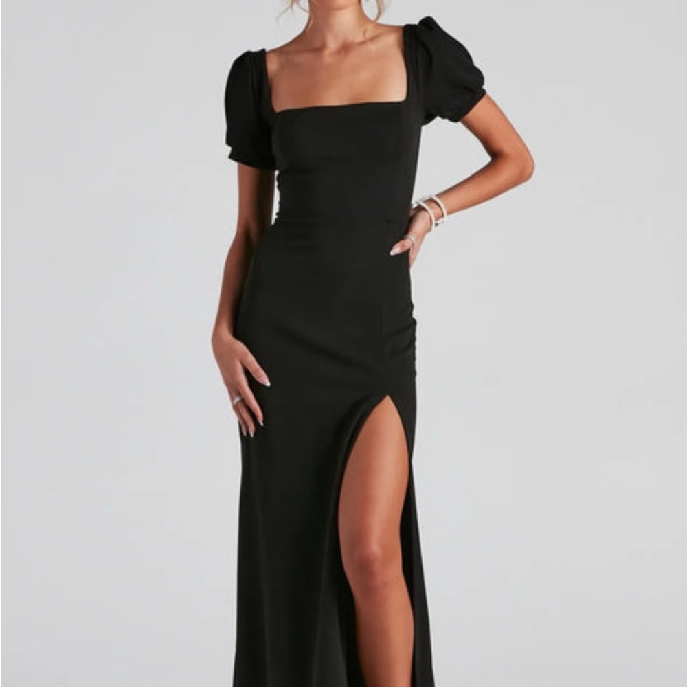 NWT Windsor Denali Formal Puff Sleeve Long Dress- M